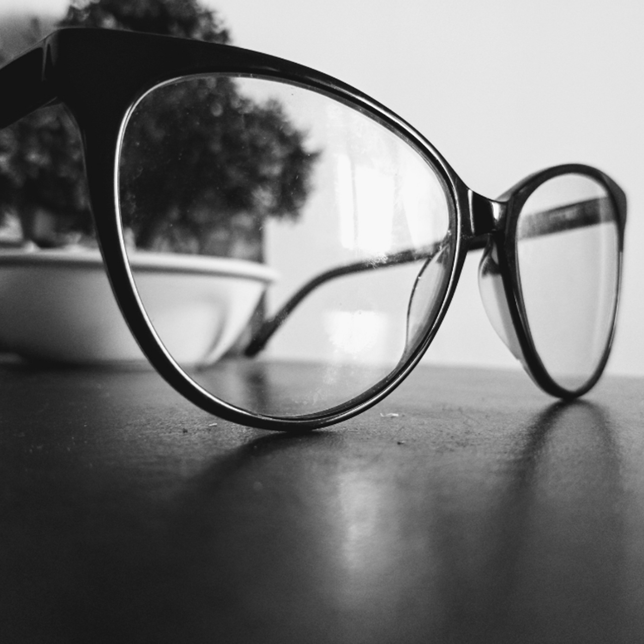 Spectacle repairs